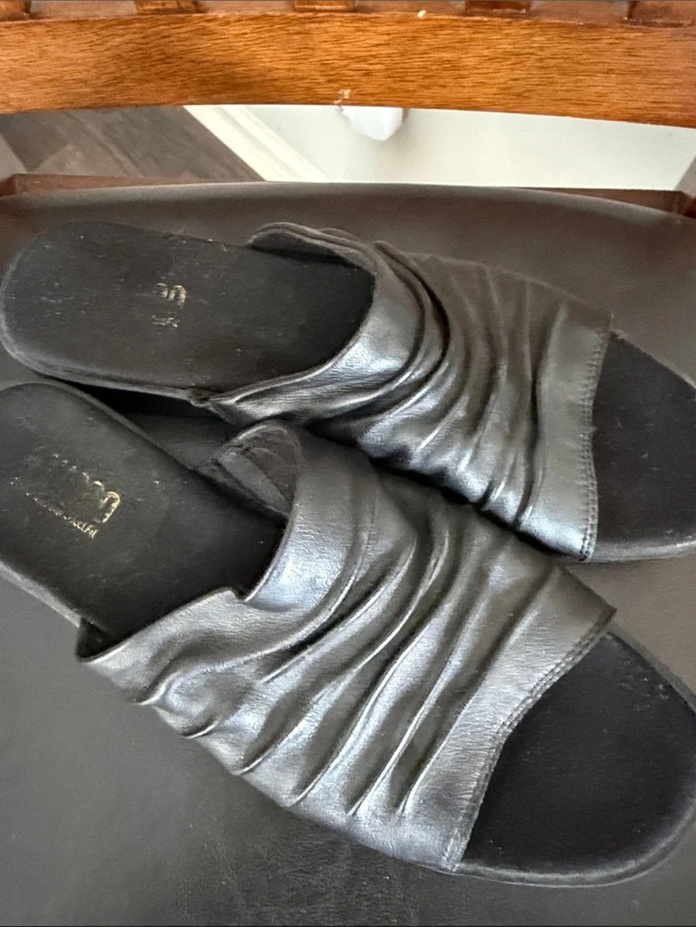 Munro Sandals